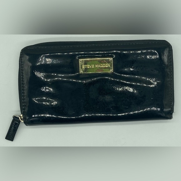 Steve Madden Black Travel Wallet - Picture 1 of 6
